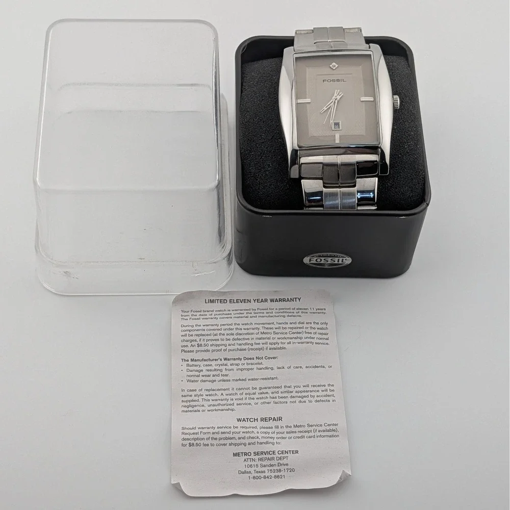 Fossil FS-4448 Men's Genuine Diamond Accent Y2K 2000s Rectangular Watch 38mm Box